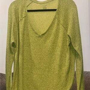 American Eagle Outfitters Green V-Neck Sweater Relaxed Fit